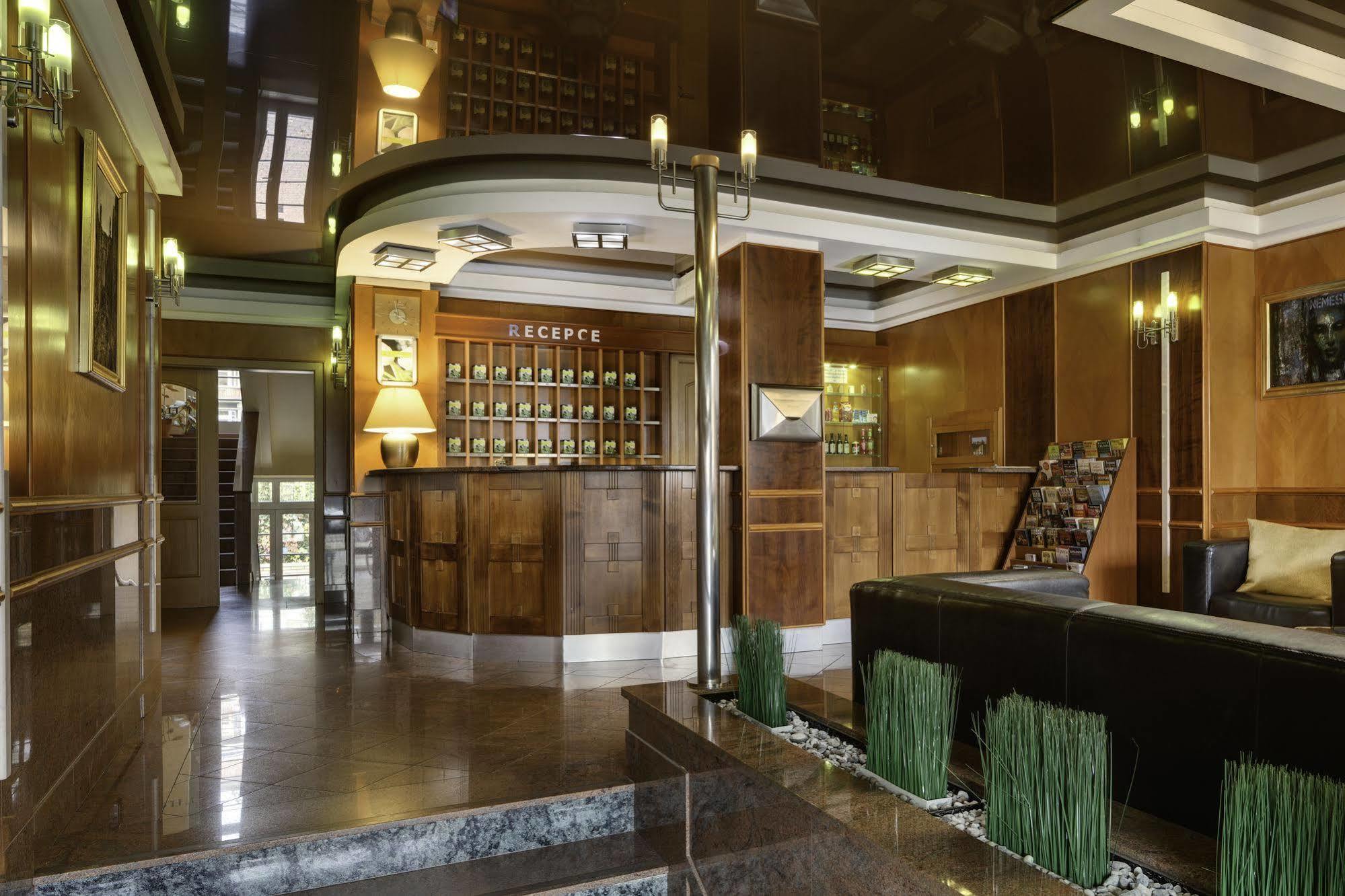 Oya Hotel Praha